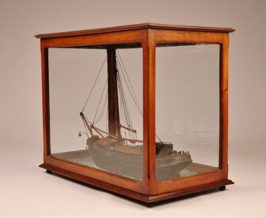 Ship Model of a Dutch Klipper on a Seabed – 19th century