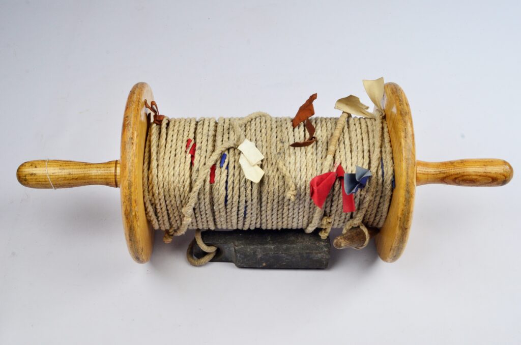 Deep Lead with line for shallow waters – Davis, London, late 19th century