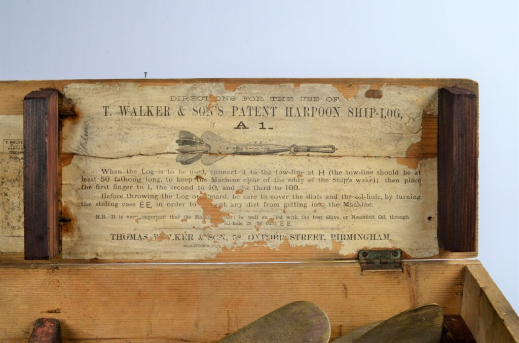 Harpoon log A1 in original case – T.Walker, Birmingham, 19th century