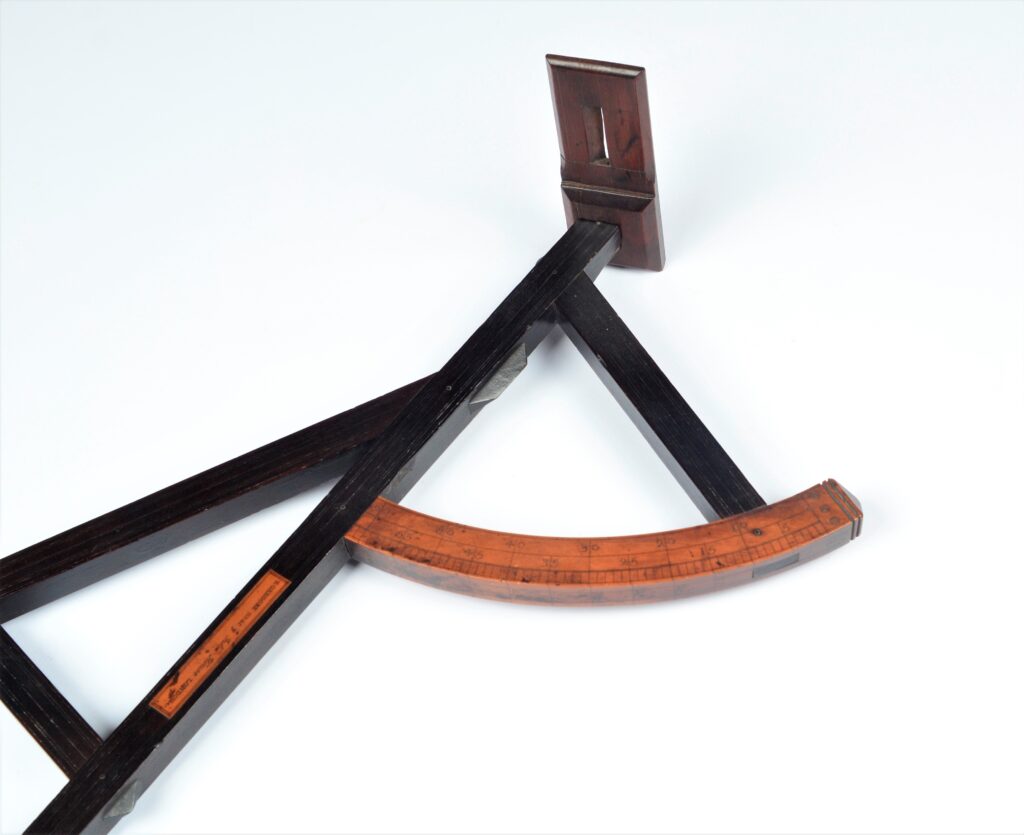 Davis Quadrant or Backstaff with vanes – H. Gregory, London, ca. 1780