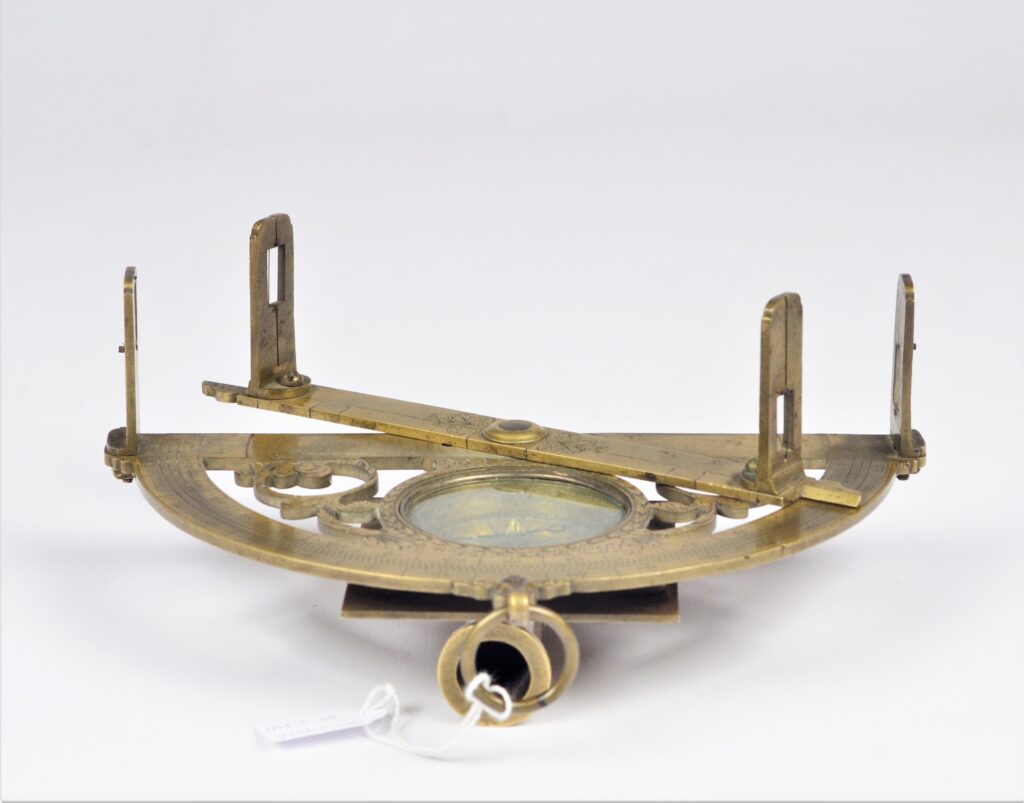 Graphometer with suspension ring – Butterfield Paris, 17th century