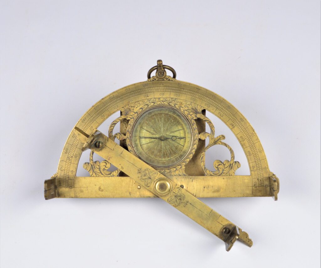 Graphometer with suspension ring – Butterfield Paris, 17th century