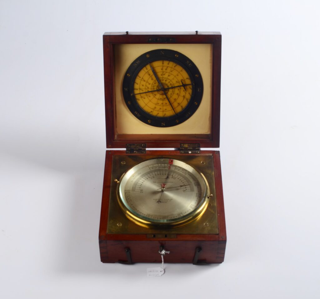 Barocyclonometer or Typhoon Barometer Hughes, London – England ca. 1920